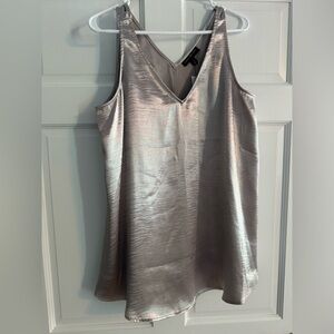 Silver women’s Vneck top